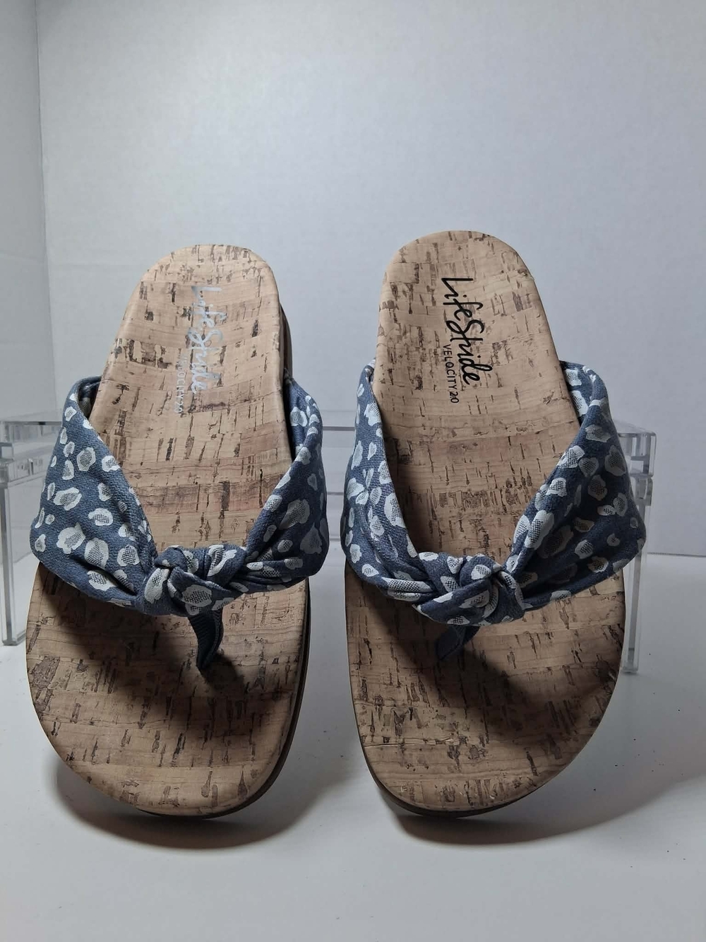 LifeStride Blue/Beige Animal Print Knot Thong Slip-On Wedge Sandals US 7W EU 37